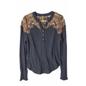 Free People Medium Easy Breezy Embroidered Floral Lace Henley Top Heather Charcoal