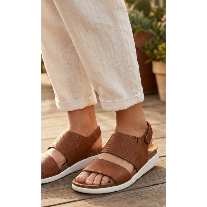 El Naturalista Koi Brown Leather Double Strap White Sole Sandals 9M NWB